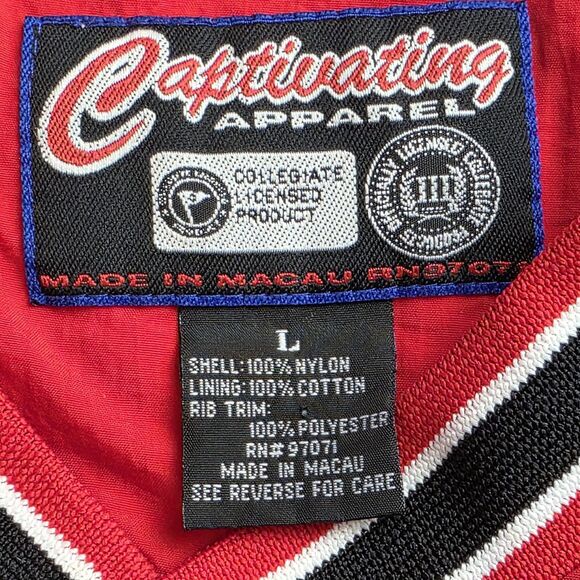 Vintage  NCAA Wisconsin Badgers Mens Large Red Pullover - Picture 4 of 10